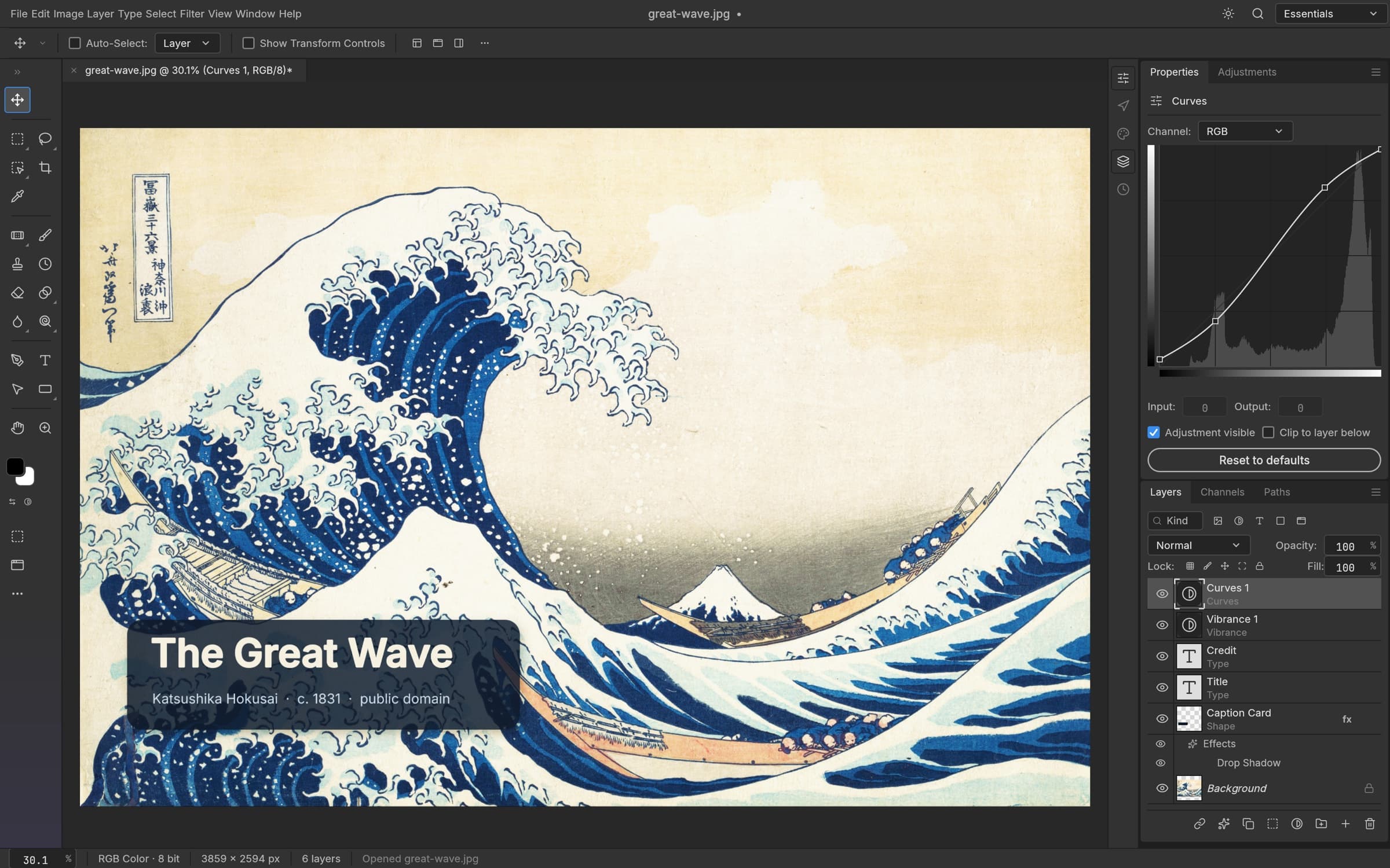 A PhotoCraft szerkesztőfelülete Hokusai A nagy hullám című képével, görbekorrekcióval és rétegpanellel.
